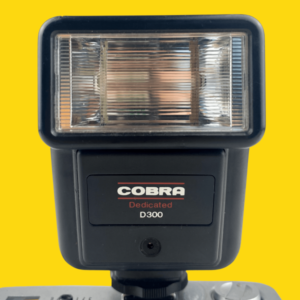 Cobra D300 External Flash Unit For Sale